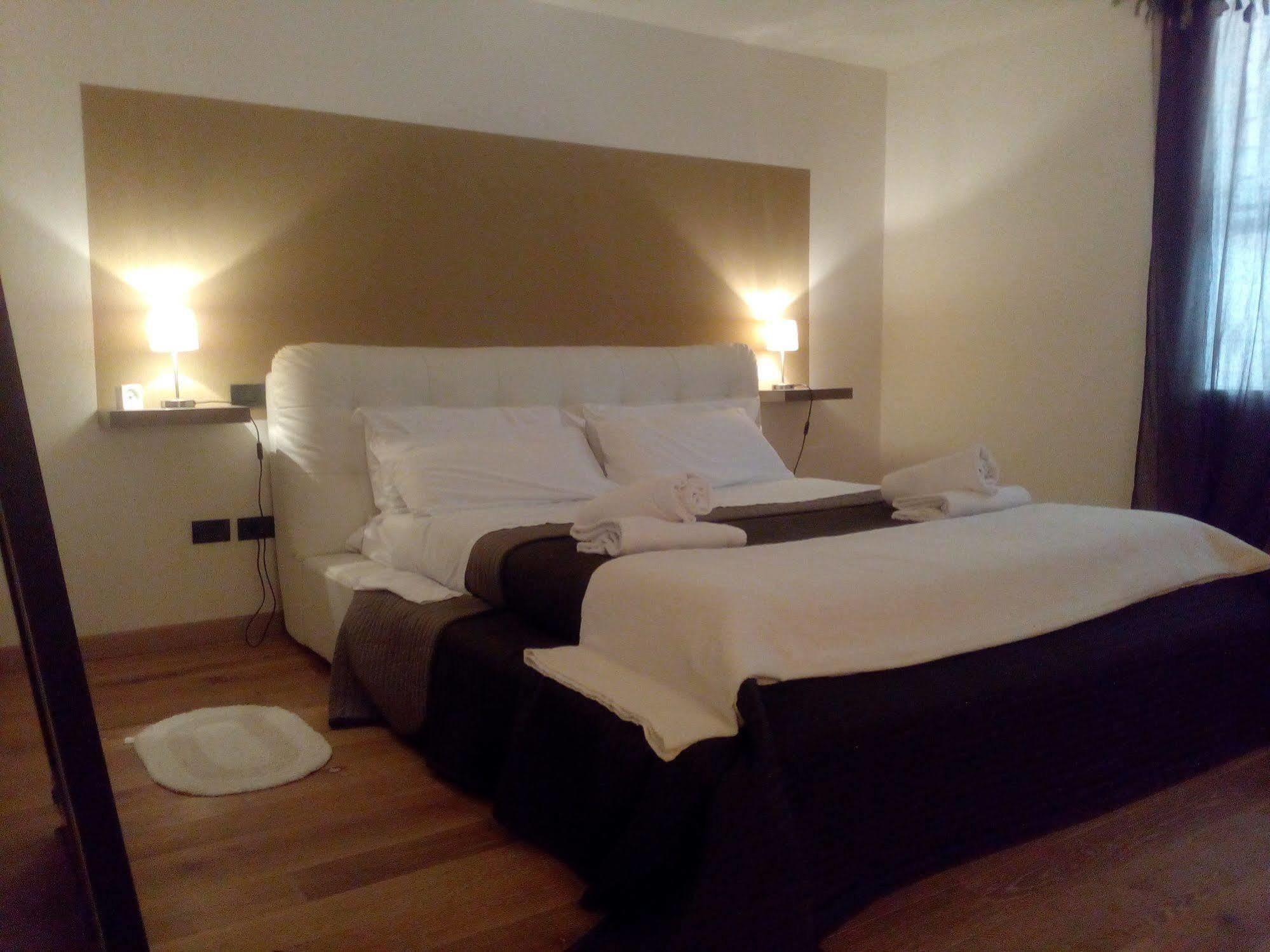 Relais Villa Lezard Lazise Eksteriør bilde